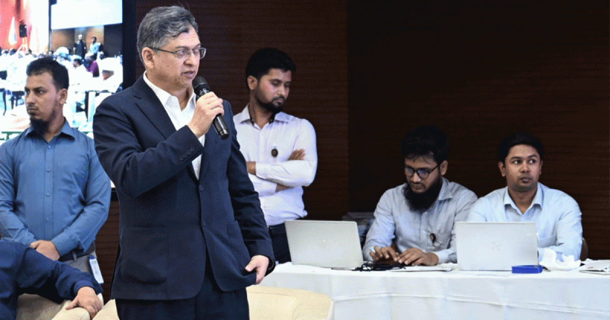 প্রতিরক্ষা বাহিনীগুলোর মধ্যে ভারসাম্য নষ্ট চায় না বিএনপি: সালাহউদ্দিন