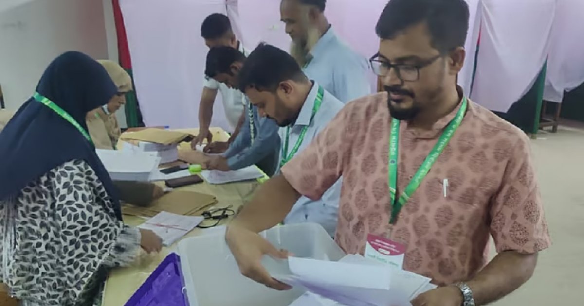চাকসু নির্বাচনের এক হলের ফল ঘোষণা, শীর্ষ দুই পদে এগিয়ে ছাত্রদলের প্রার্থীরা