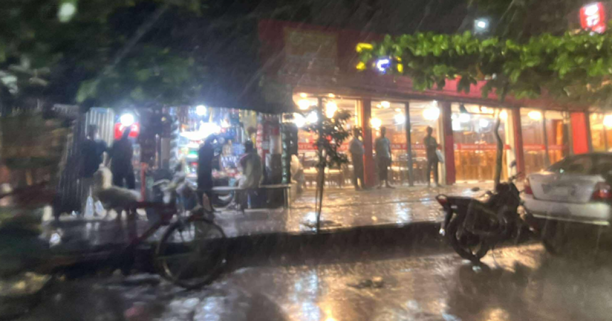 রাজধানীতে মুষলধারে বৃষ্টি 