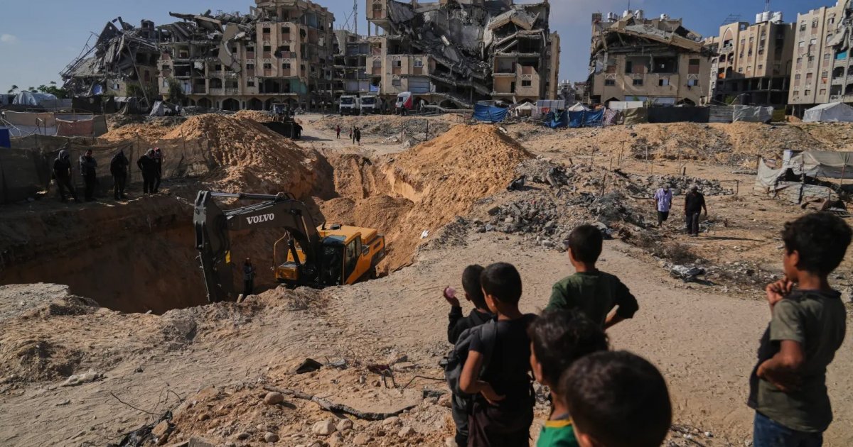 যুদ্ধবিরতির মধ্যেই গাজায় ইসরায়েলি হামলা, নিহত ২০