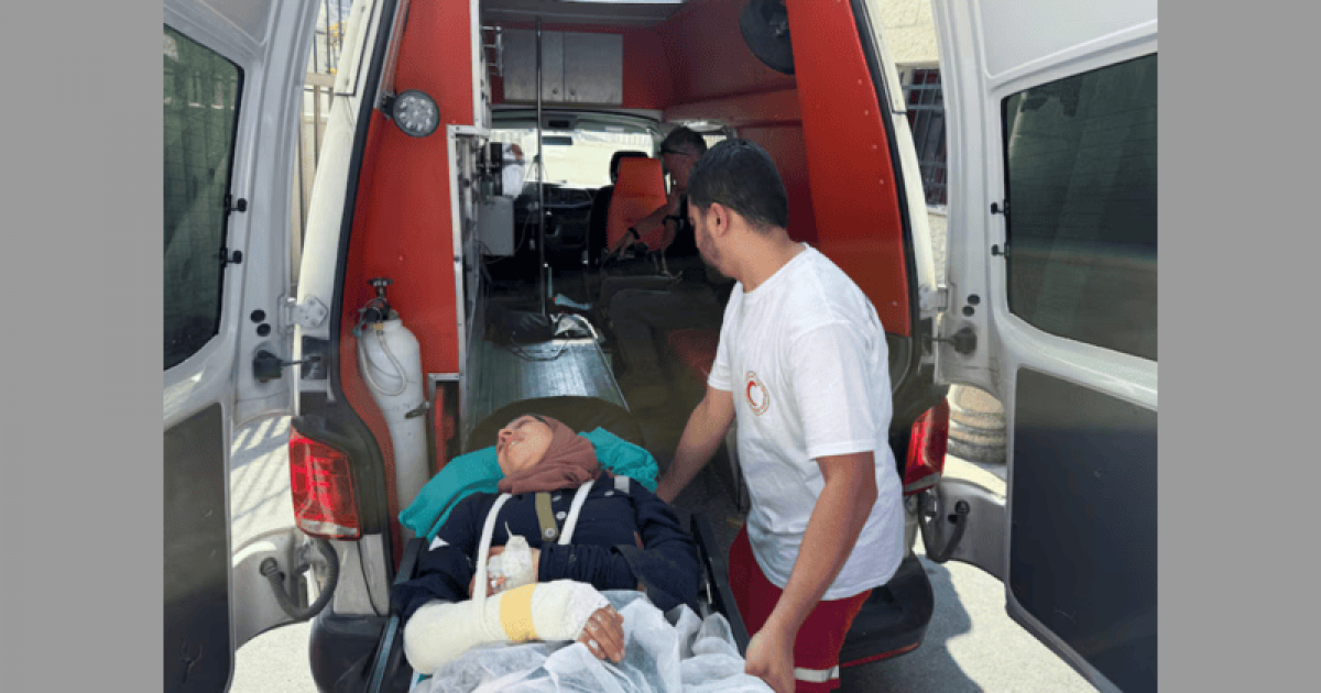 পশ্চিম তীরে গ্রামবাসী ও সাংবাদিকদের ওপর ইসরায়েলি সেটেলারদের হামলা