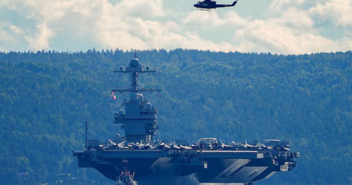 মাদকবিরোধী অভিযানে লাতিন আমেরিকায় মার্কিন বিমানবাহী রণতরী