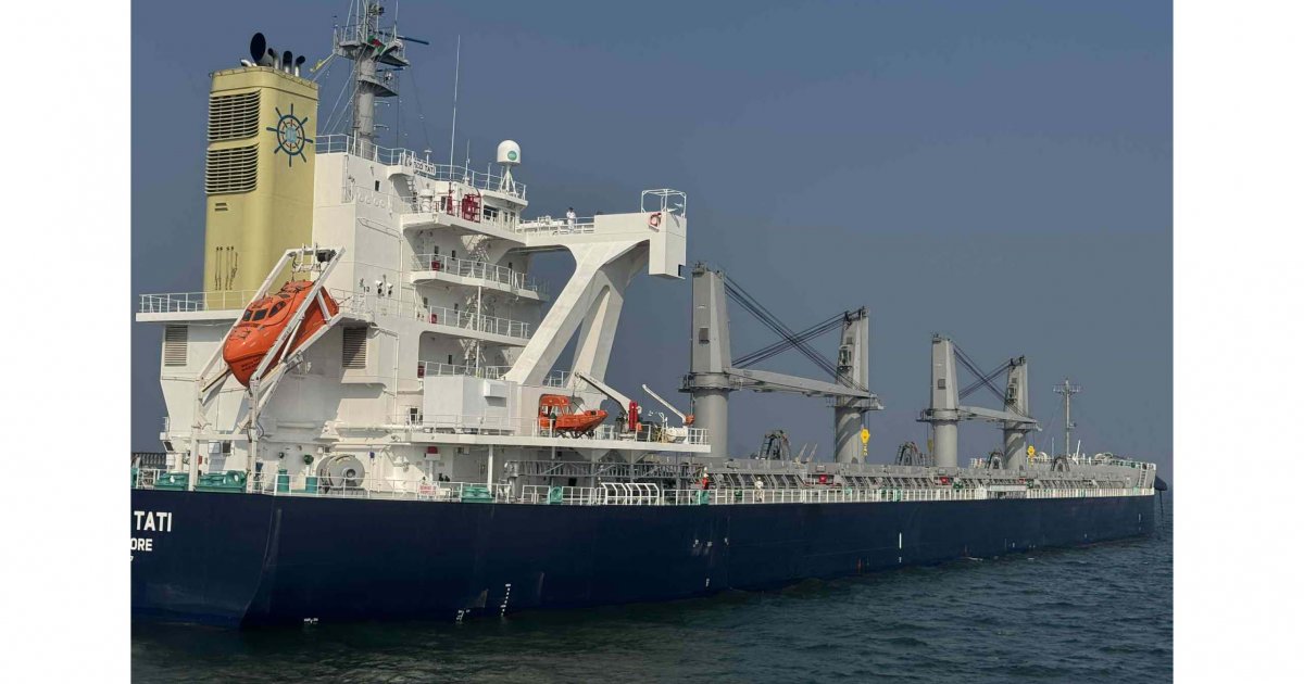 যুক্তরাষ্ট্র থেকে সরাসরি মোংলায় প্রথমবারের মতো এলো গম