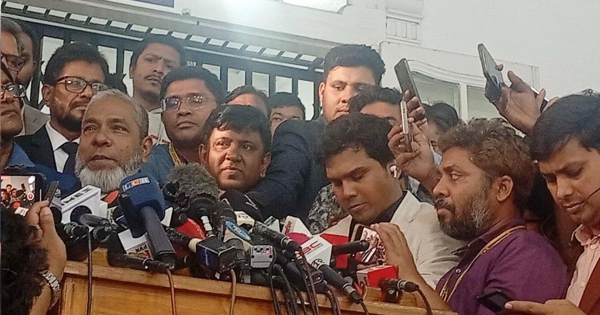 শেখ হাসিনার মৃত্যুদণ্ডের রায়ে কষ্ট পেয়েছেন আইনজীবী