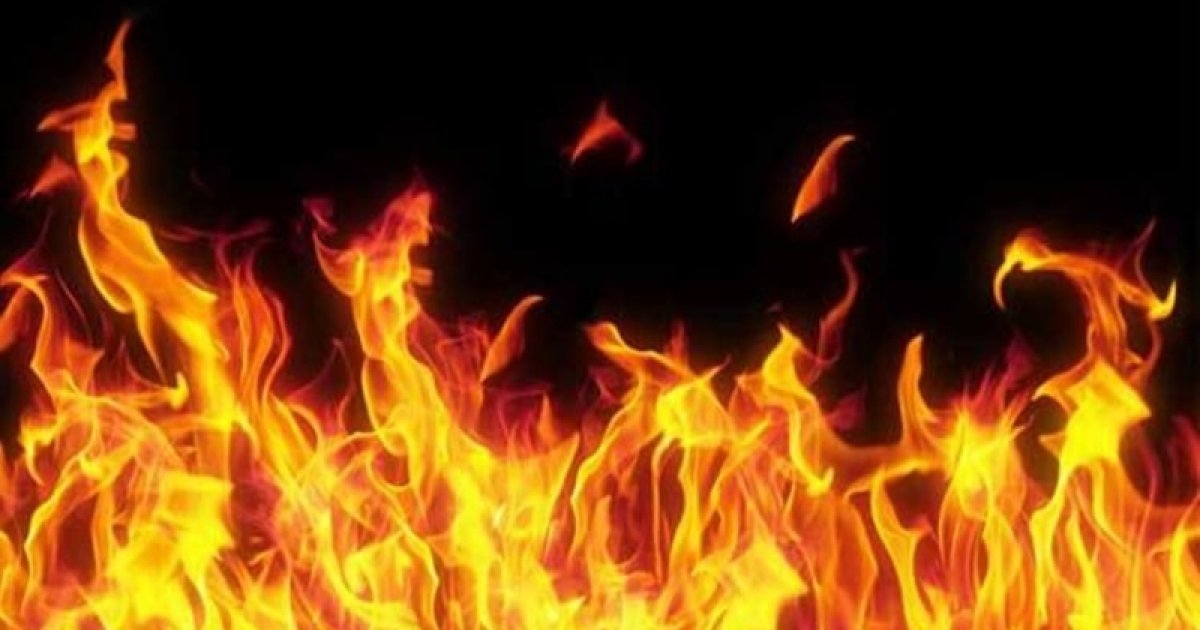 রাজধানীর কুড়াতলীতে আগুন