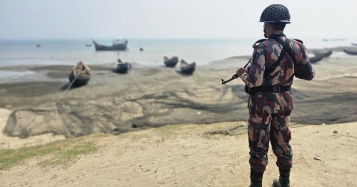 ট্রলারসহ ছয় জেলেকে ধরে নিয়ে গেছে আরাকান আর্মি