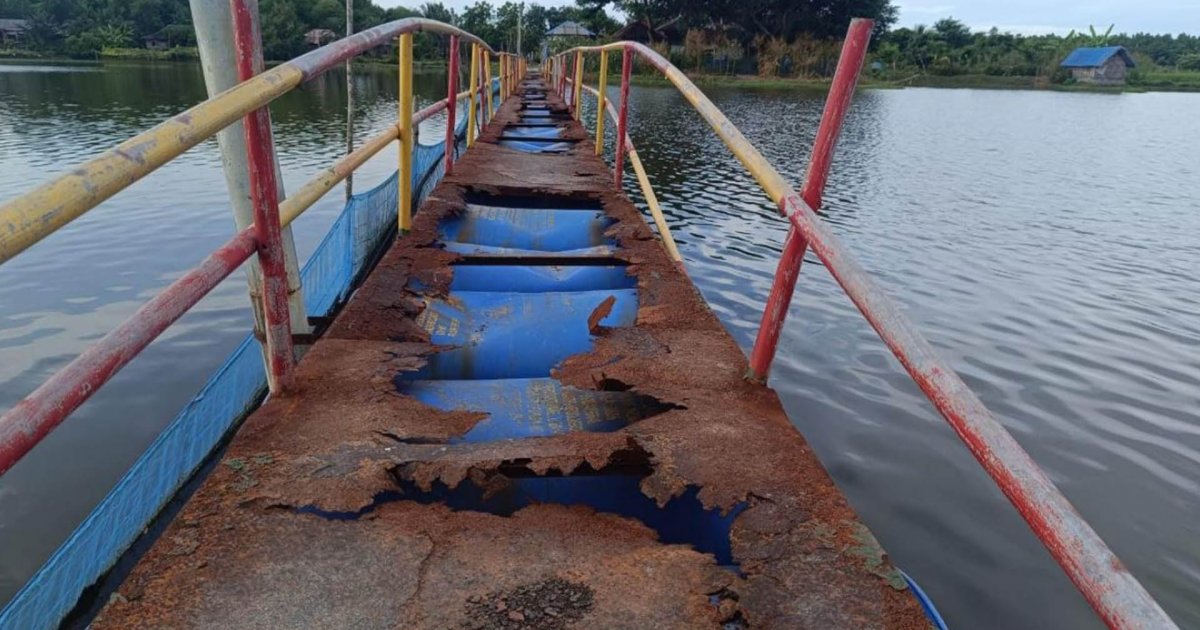 ১৬ বছর ধরে ঘূর্ণিঝড় আইলার ক্ষত বয়ে বেড়ান তারা