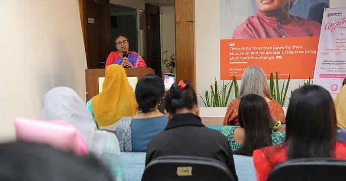 মিডওয়াইফারি সোসাইটির নবনির্বাচিত সদস্যদের সংবর্ধনা