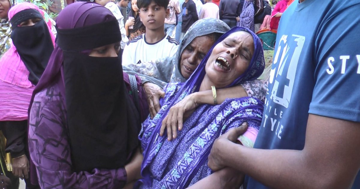 ‘৪২ লাখ টাকা নিয়া আমার ভাইরে গুলি কইরা মাইরা ফালাইছে তারা’