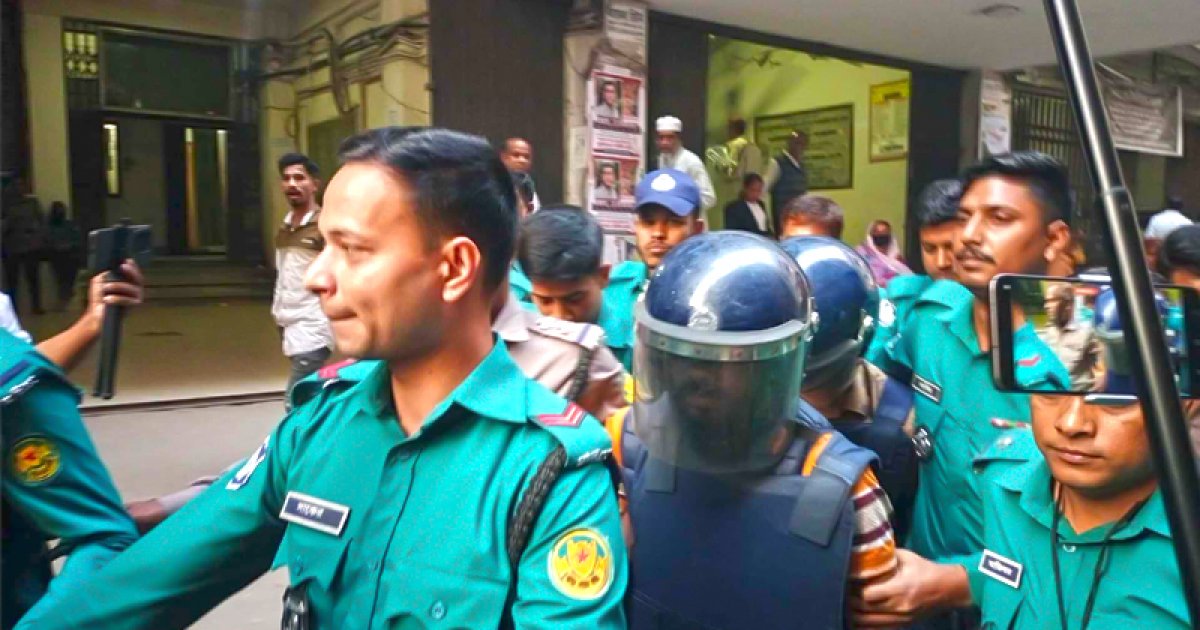 ‘আমার স্বামীকে মাদক ব্যবসায়ীরা ফাঁসিয়ে দিছে’