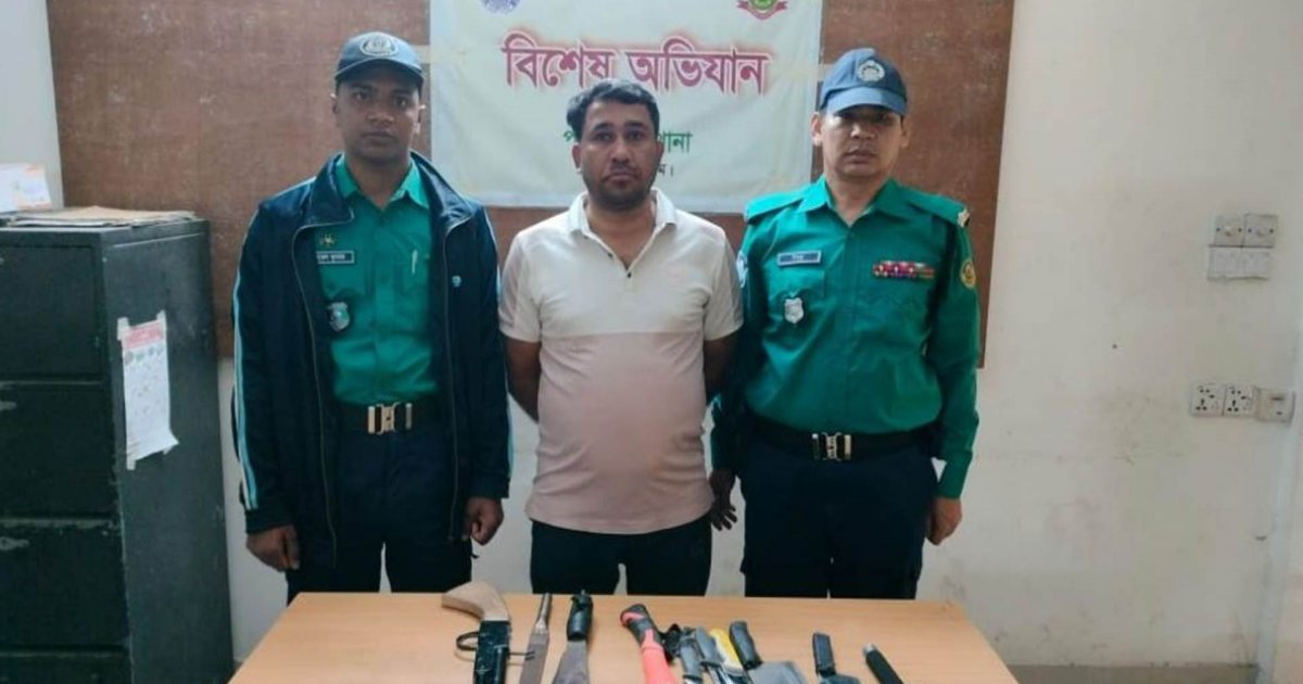 ‘‌সন্ত্রাসী’ ইসমাইলকে গ্রেফতার করেছে সেনাবাহিনী