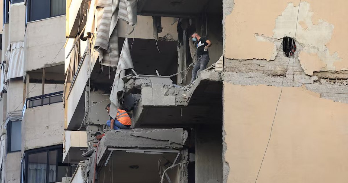 বৈরুতে হিজবুল্লাহ নেতাকে টার্গেট করে ইসরায়েলের হামলা