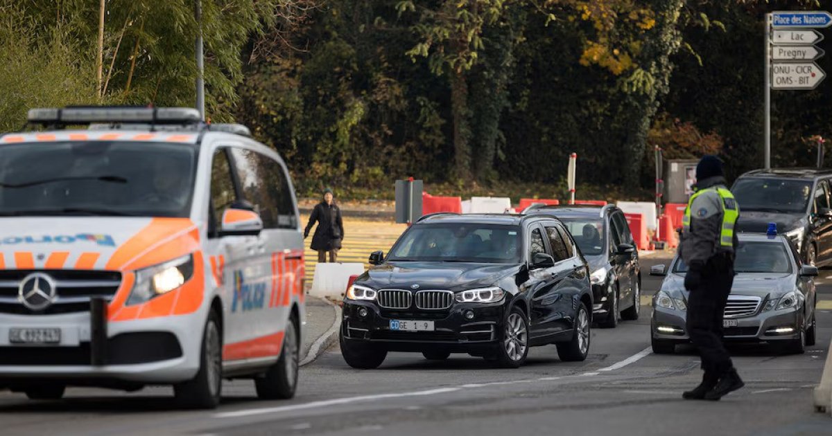 ট্রাম্পের প্রস্তাব নিয়ে জেনেভায় যুক্তরাষ্ট্র-ইউক্রেন-ইউরোপের ত্রিপক্ষীয় বৈঠক