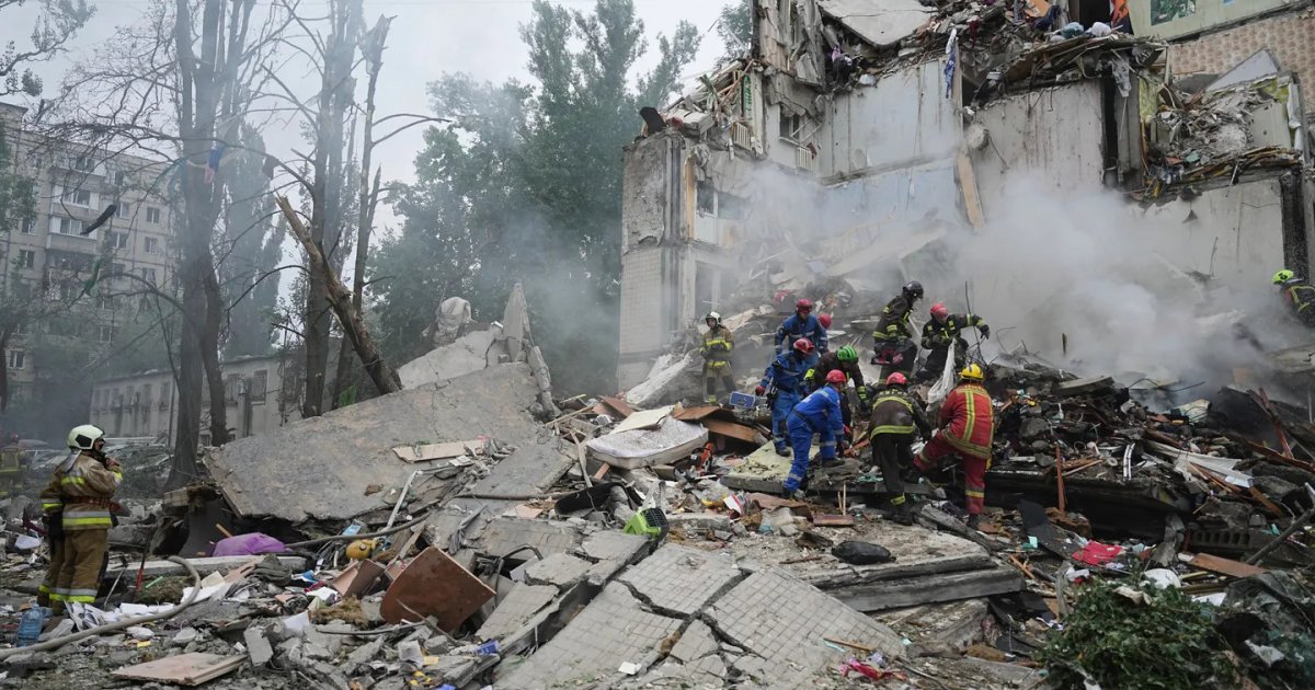 রাশিয়া ও ইউক্রেনের সঙ্গে যুক্তরাষ্ট্রের গোপন বৈঠক: প্রতিবেদন