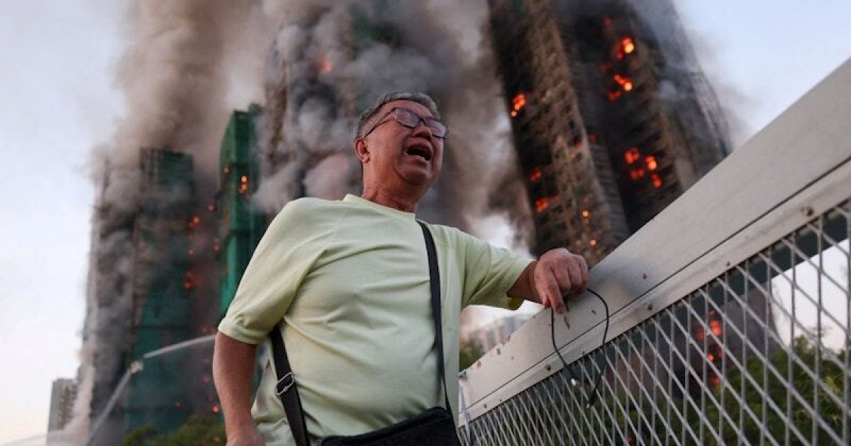 হংকংয়ে একাধিক বহুতল আবাসিক ভবনে ভয়াবহ আগুন, নিহত ৪