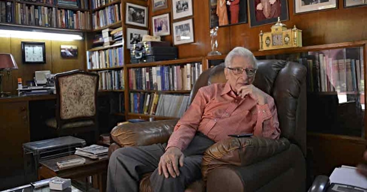 বিজয় দিবসে দিল্লিতে বাংলাদেশের বিশেষ অতিথি শতবর্ষী রাসগোত্রা