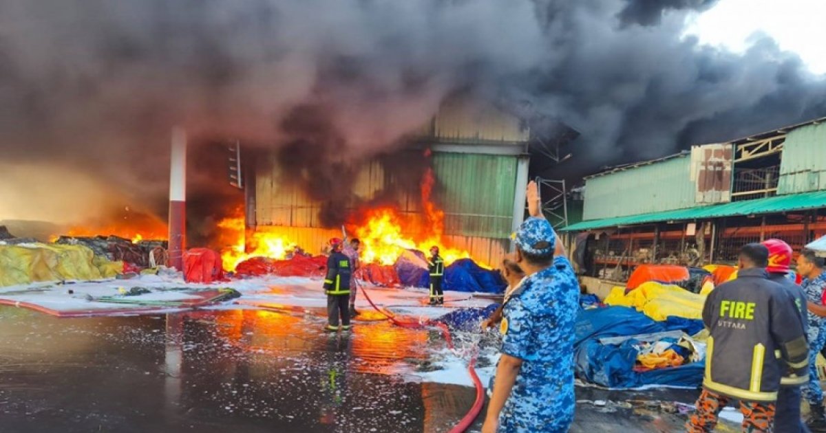 যথাযথ সুরক্ষা ও অগ্নিনিরাপত্তা নিশ্চিতে ব্যর্থতায় শাহজালালে অগ্নিকাণ্ড