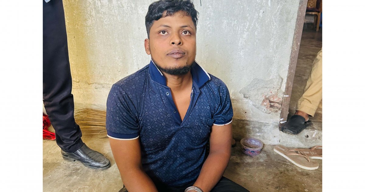 নিজ ঘরে গৃহবধূর মরদেহ, স্বামী আটক