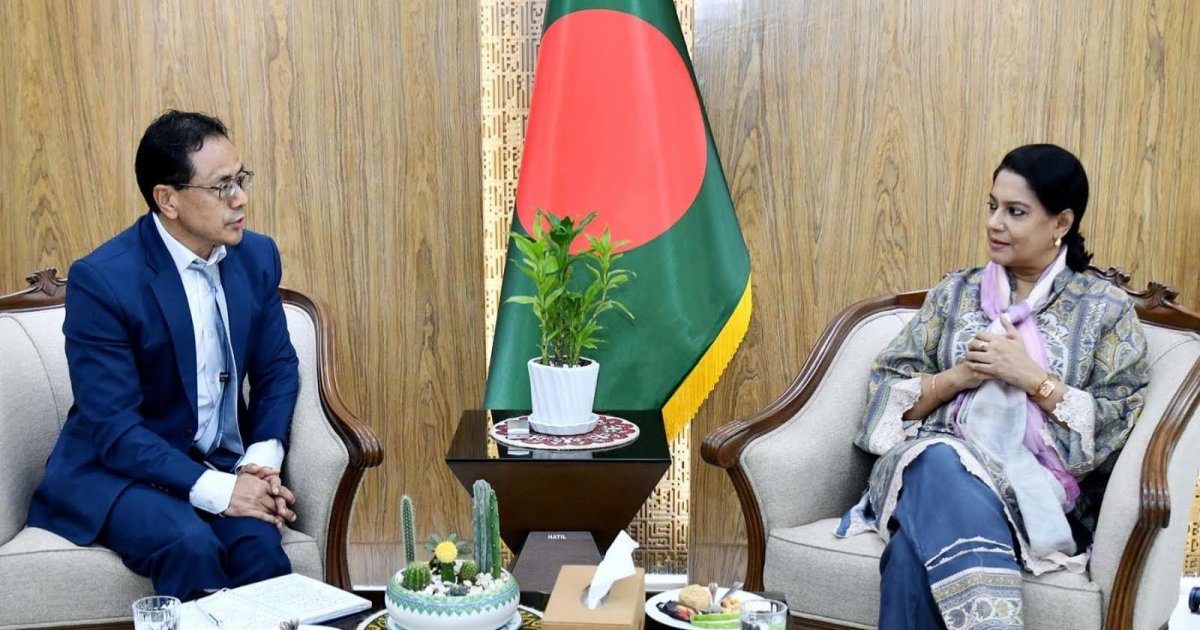 দক্ষিণ এশিয়ার পরিবেশ সংকট মোকাবিলায় আঞ্চলিক ঐক্যের আহ্বান উপদেষ্টার