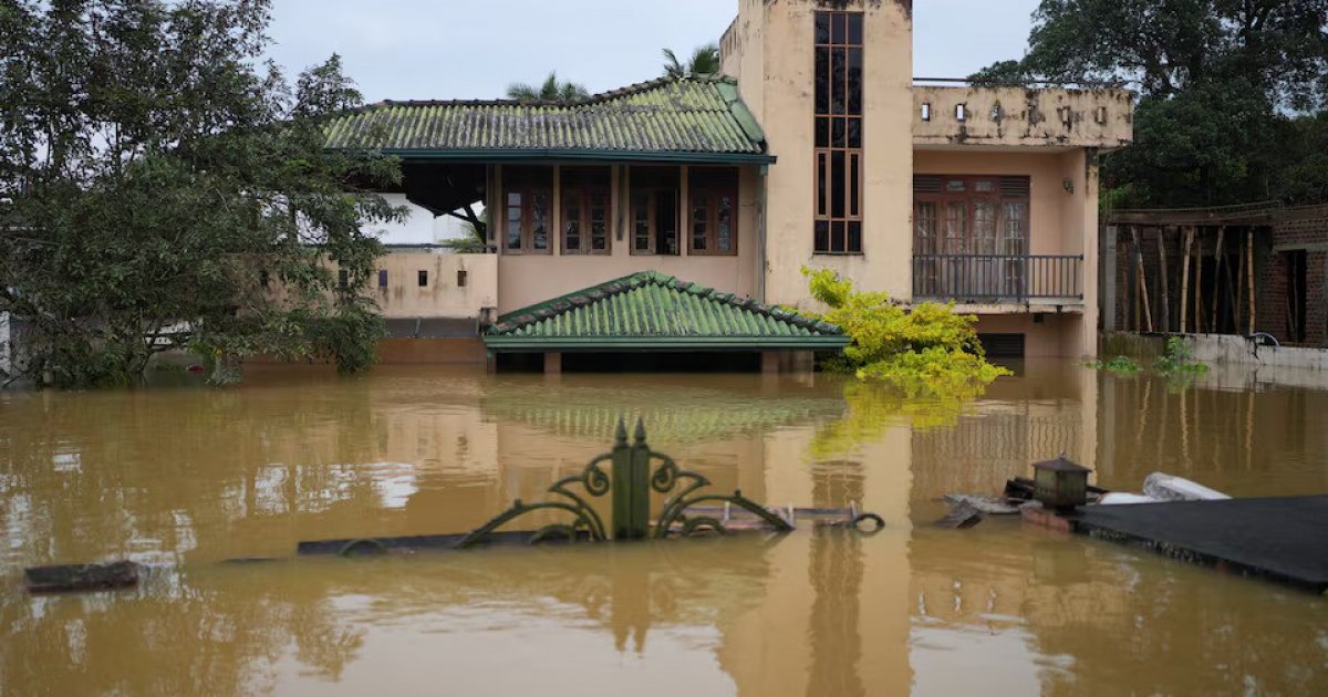 শ্রীলঙ্কায় ঘূর্ণিঝড়ে সৃষ্ট ভূমিধস ও বন্যায় নিহত বেড়ে ১৫৩