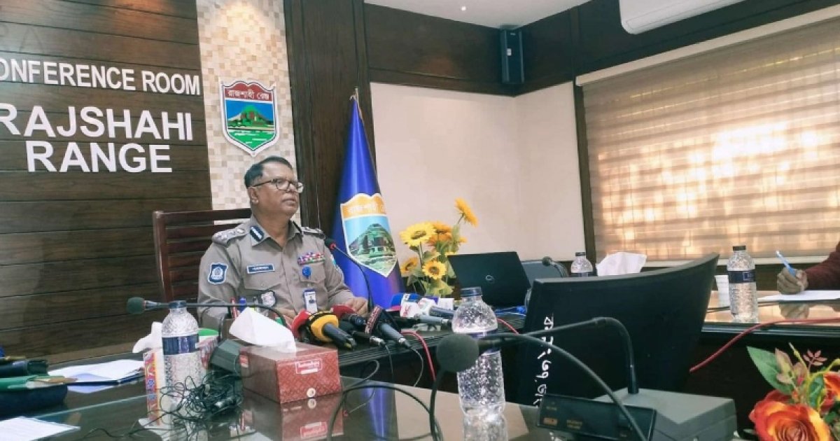 এবার ‘অপারেশন ফার্স্ট লাইট’ নাটোর-পাবনায় গ্রেফতার ৭২