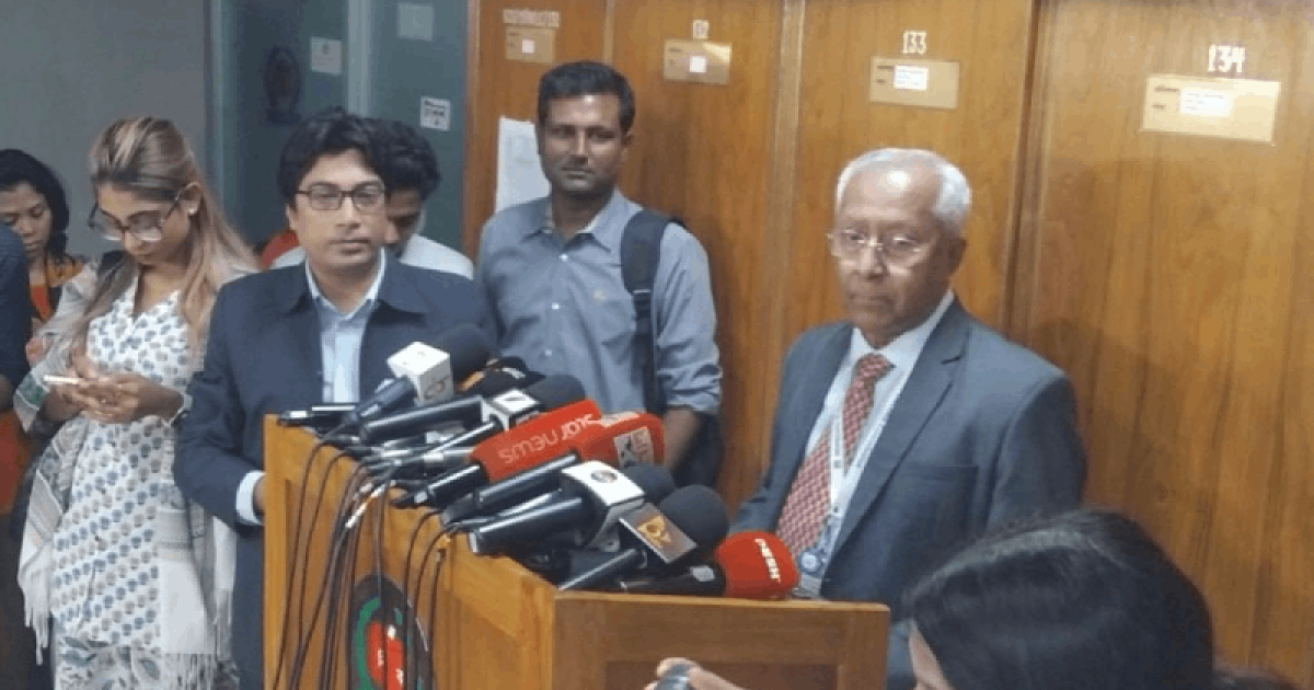 ভোটকক্ষ নয়, বাড়ানো হবে গোপন কক্ষ: ইসি সচিব