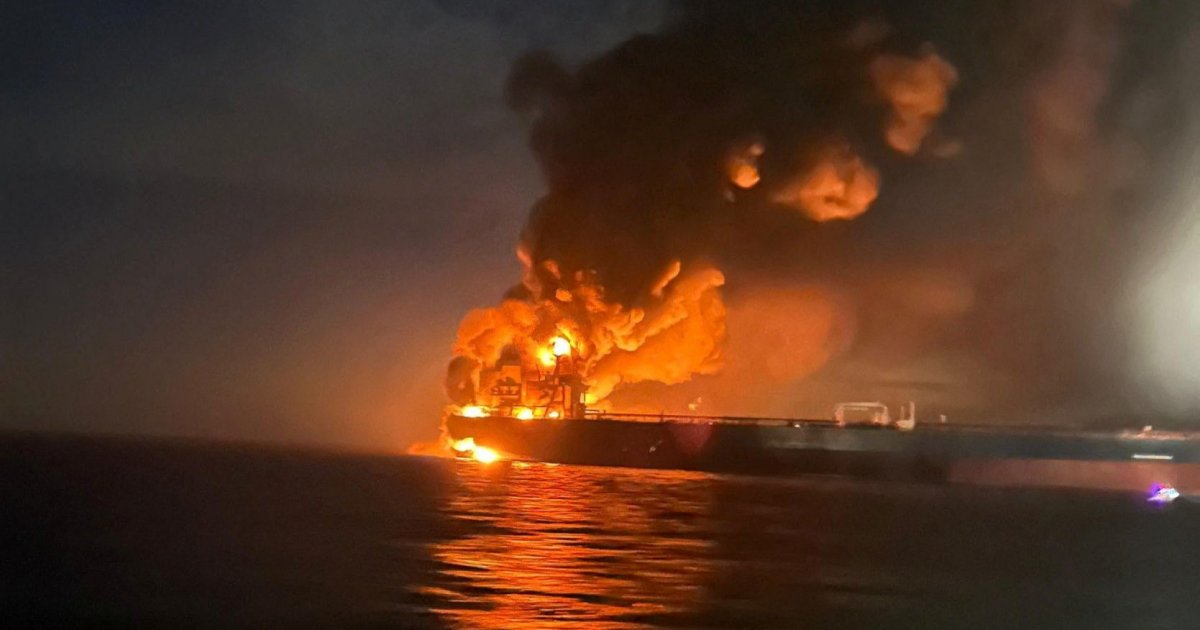 কৃষ্ণসাগরে রুশ তেলবাহী ট্যাংকারে ড্রোন হামলা