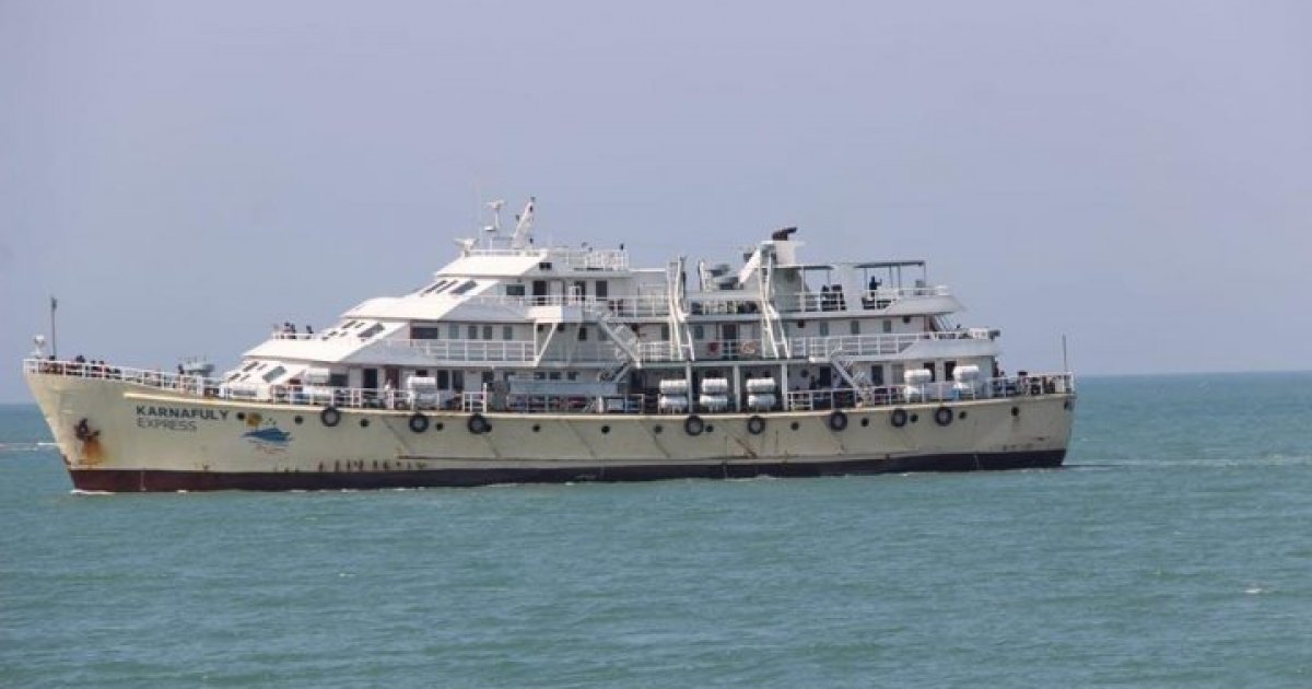 সেন্টমার্টিনে পর্যটকবাহী জাহাজ চলাচল শুরু