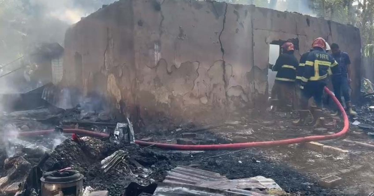 টেকনাফে ভয়াবহ অগ্নিকাণ্ডে প্রতিবন্ধী ব্যক্তির ঘর-মালামাল পুড়ে ৪০ লাখ টাকার ক্ষতি