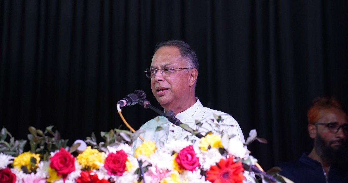 বিশ্বমঞ্চে বাংলার মর্যাদা বৃদ্ধিতে তরুণদের এগিয়ে আসার আহ্বান মন্ত্রী টুকুর