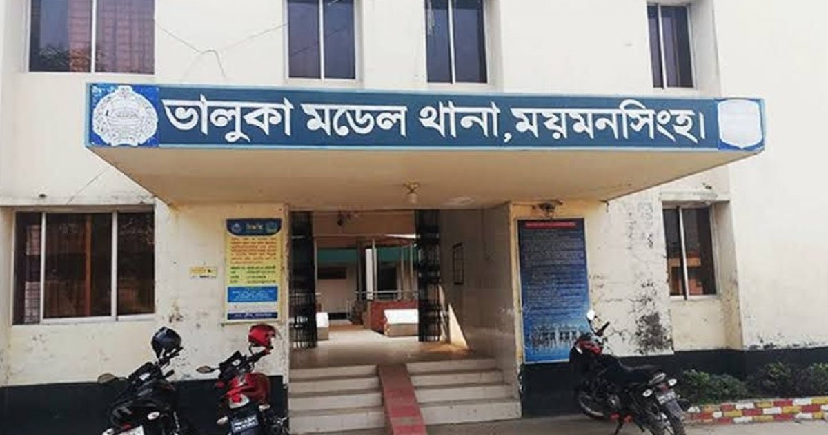 ভালুকায় ডিবি সাজে রড ছিনতাই: ১৪ টন রড নিয়ে ট্রাক অপহরণ, মামলা