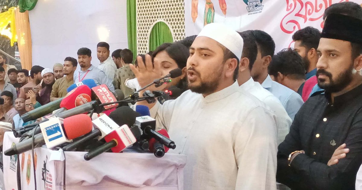 এনসিপি নেতার হুঁশিয়ারি: গণভোটের রায় আদালতে নিলে রাজপথে নামার ঘোষণা