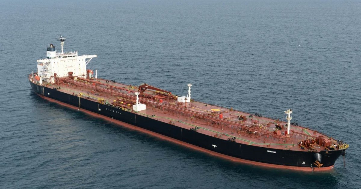 ইরাকে তেলবাহী ট্যাঙ্কারে হামলা