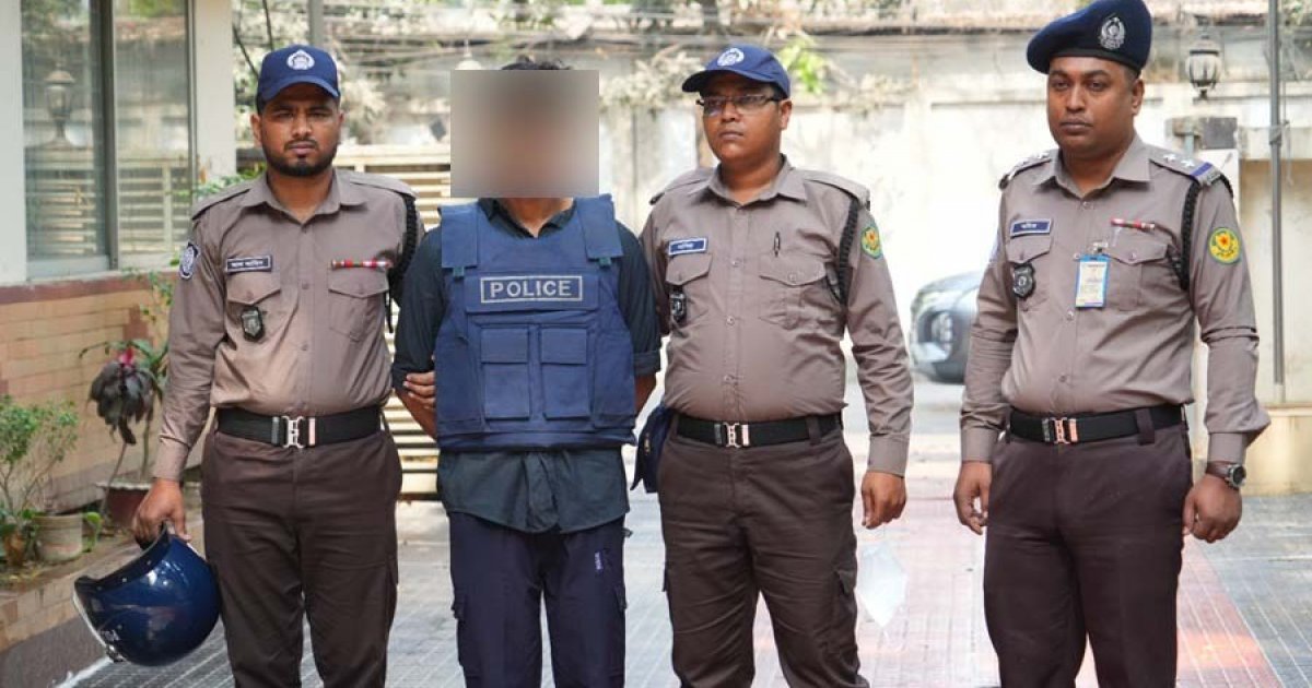 ধানমন্ডিতে অভিযান: ছিনতাই ও মাদক মামলার চিহ্নিত আসামি বার্গার বাবু গ্রেফতার