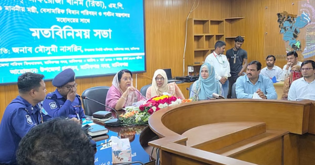 দুর্নীতির বিরুদ্ধে কঠোর অবস্থান বিমানমন্ত্রীর, বললেন 'ঘাড় ধরে বের করে দেবো'