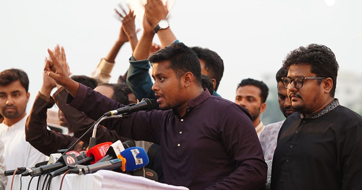 আমরা বেঁচে থাকতে আ.লীগকে ফিরিয়ে আনতে পারবে না: হাসনাত আবদুল্লাহ