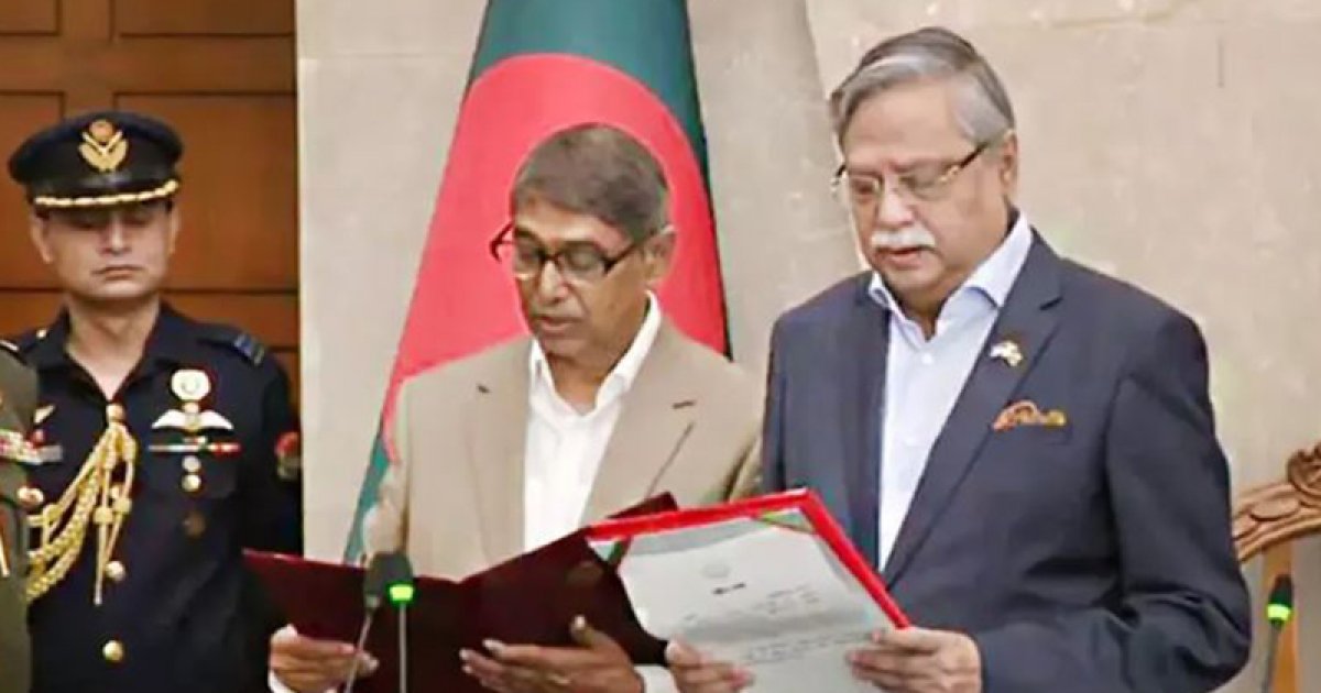 মন্ত্রী হালেন আহমেদের পদত্যাগ: আওয়ামী লীগের অভ্যন্তরীণ সংকটের ইঙ্গিত