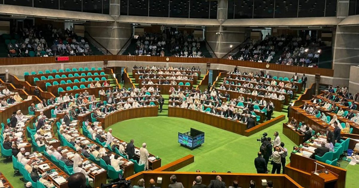 রাষ্ট্রপতির ভাষণে ৫০ ঘণ্টার আলোচনা: সংসদে বিতর্ক ও অর্থের অপচয় নিয়ে প্রশ্ন