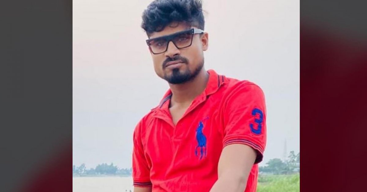 মুন্সীগঞ্জে জমি বিরোধের জেরে যুবককে কুপিয়ে হত্যা, মায়ের কান্নায় ভারী পরিবেশ