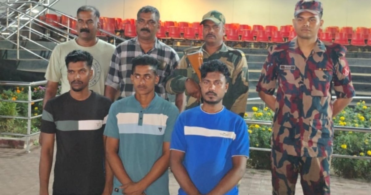 কেরালায় এক বছর সাজা শেষে দেশে ফিরলেন তিন বাংলাদেশি যুবক