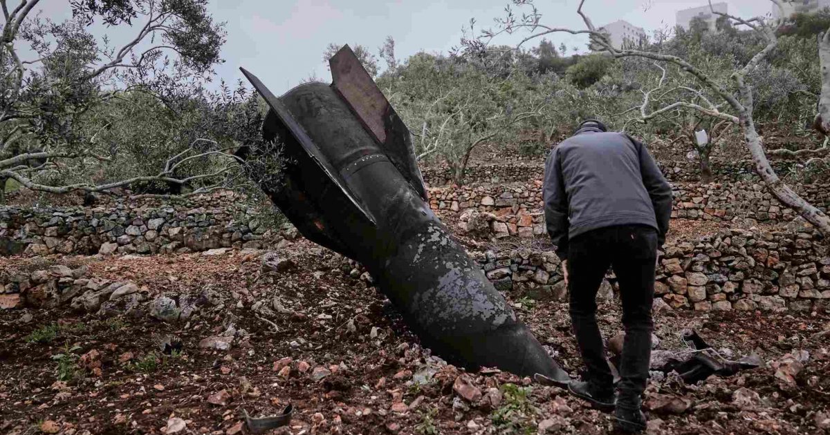 ইরানের অর্ধেক ক্ষেপণাস্ত্র লঞ্চার অক্ষত, মার্কিন গোয়েন্দা তথ্যে দাবি