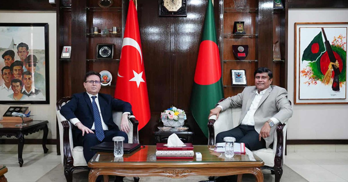প্রধানমন্ত্রীর প্রতিরক্ষা উপদেষ্টার সঙ্গে তুরস্কের রাষ্ট্রদূতের সৌজন্য সাক্ষাৎ, দ্বিপাক্ষিক সম্পর্ক নিয়ে আলোচনা