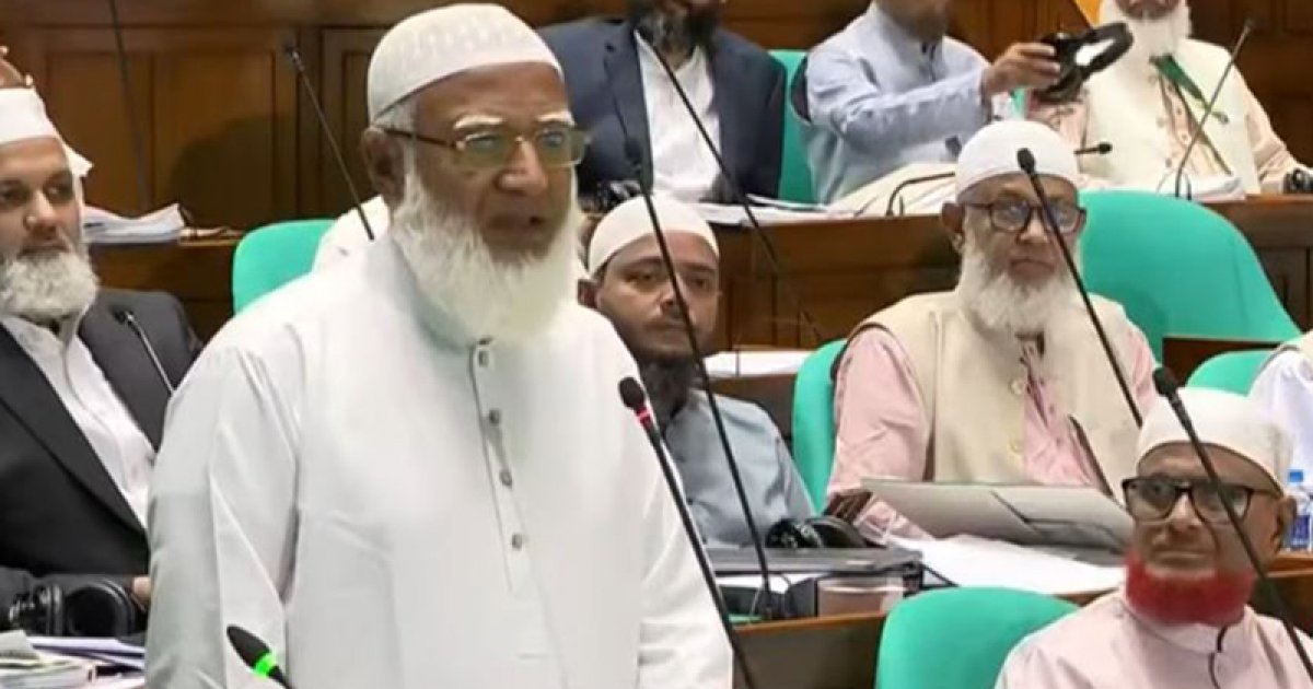 সংসদে বিল পাস: বিরোধীদলীয় নেতার অভিযোগ, সময়মতো কাগজ না পাওয়ায় 'দুর্বল ছাত্র' দাবি