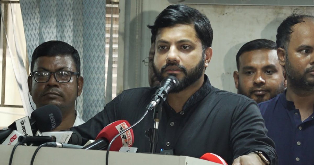 মুক্তিযুদ্ধের ইতিহাস বিকৃতির অভিযোগে প্রতিমন্ত্রী ইশরাক হোসেনের কঠোর বক্তব্য