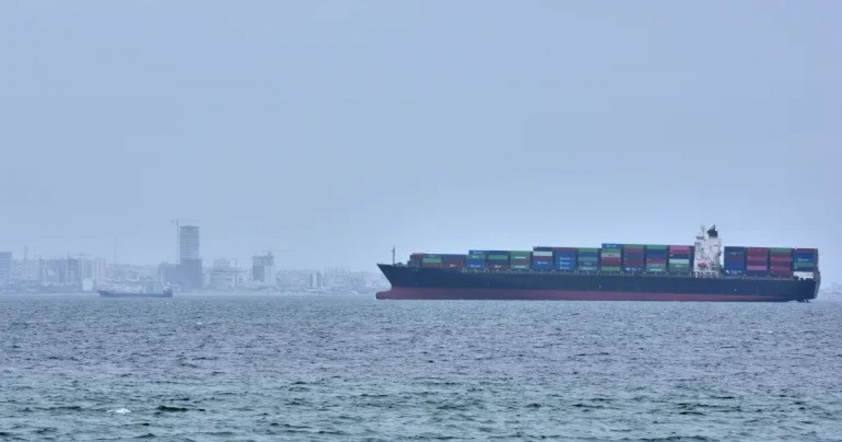 ইরানের রাশিয়ার জন্য হরমুজ প্রণালি ট্রানজিট ফি মওকুফ