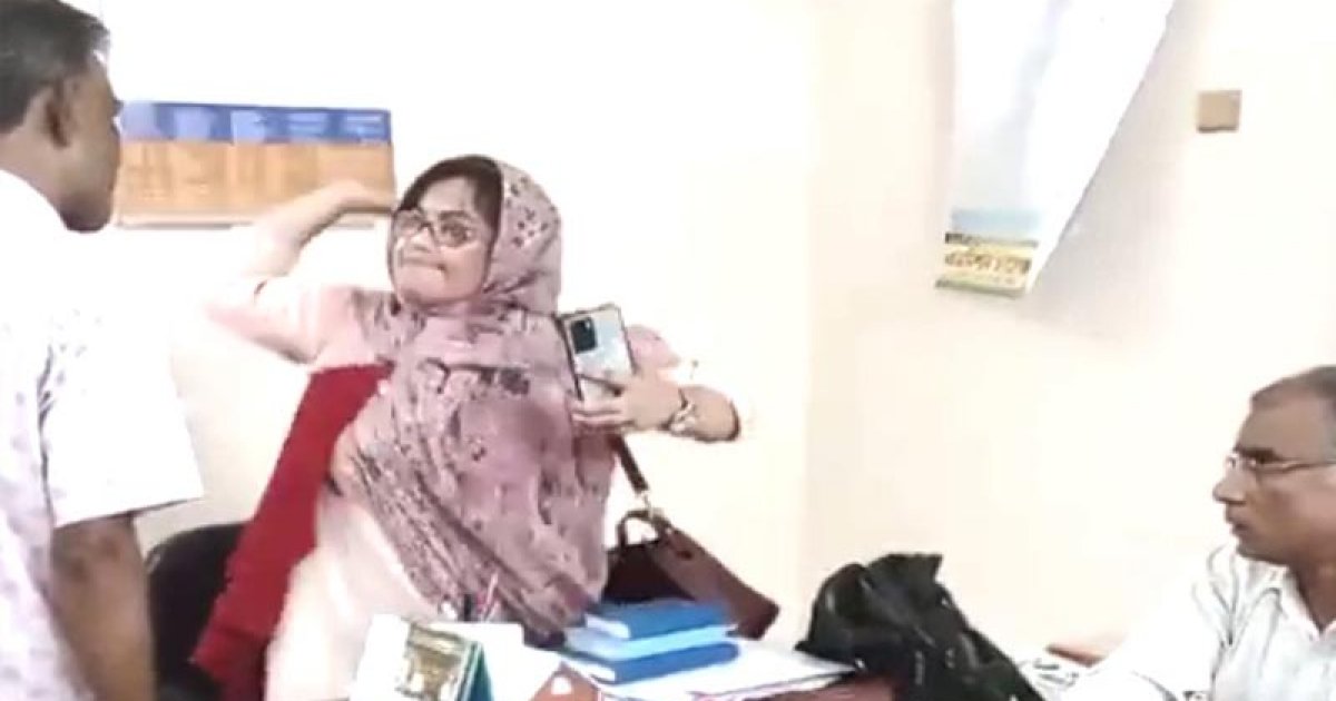 রাজশাহীতে কলেজে অধ্যক্ষ ও নারী শিক্ষককে মারধর, চাঁদাবাজির অভিযোগ
