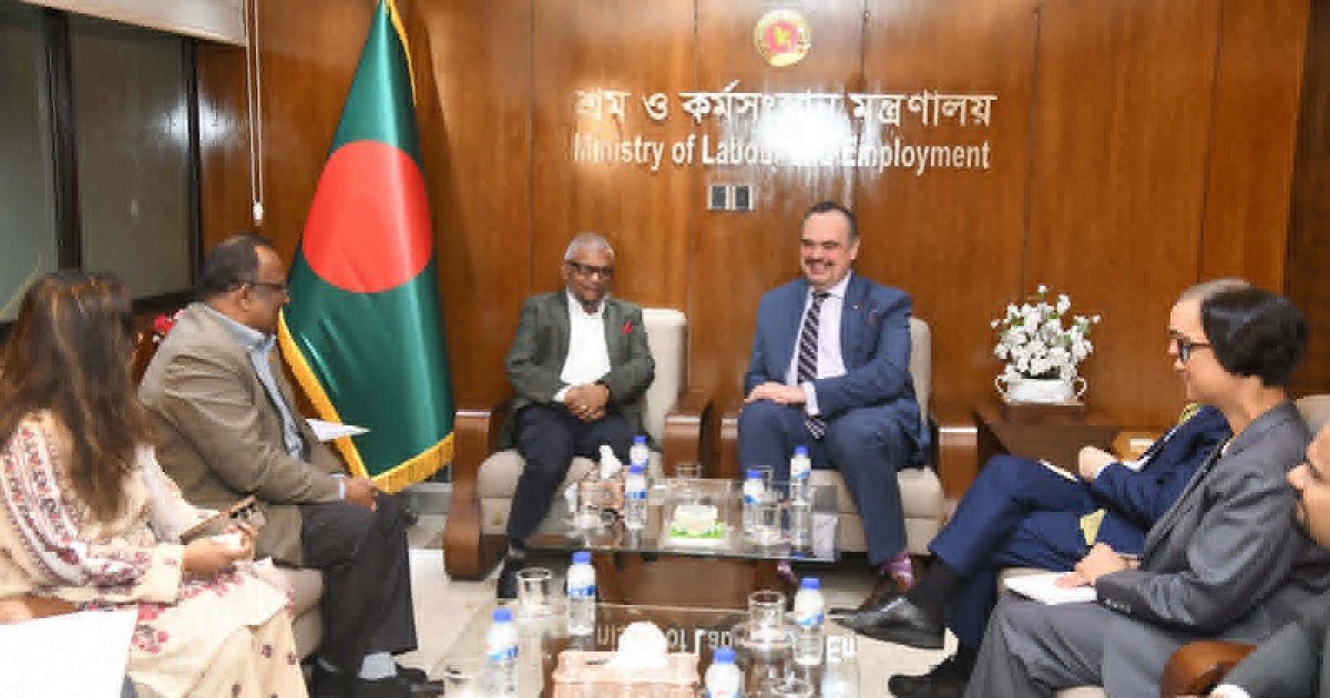 শ্রম আইন বাস্তবায়নে যুক্তরাষ্ট্রের বাণিজ্য নির্ভরশীল: মার্কিন রাষ্ট্রদূত