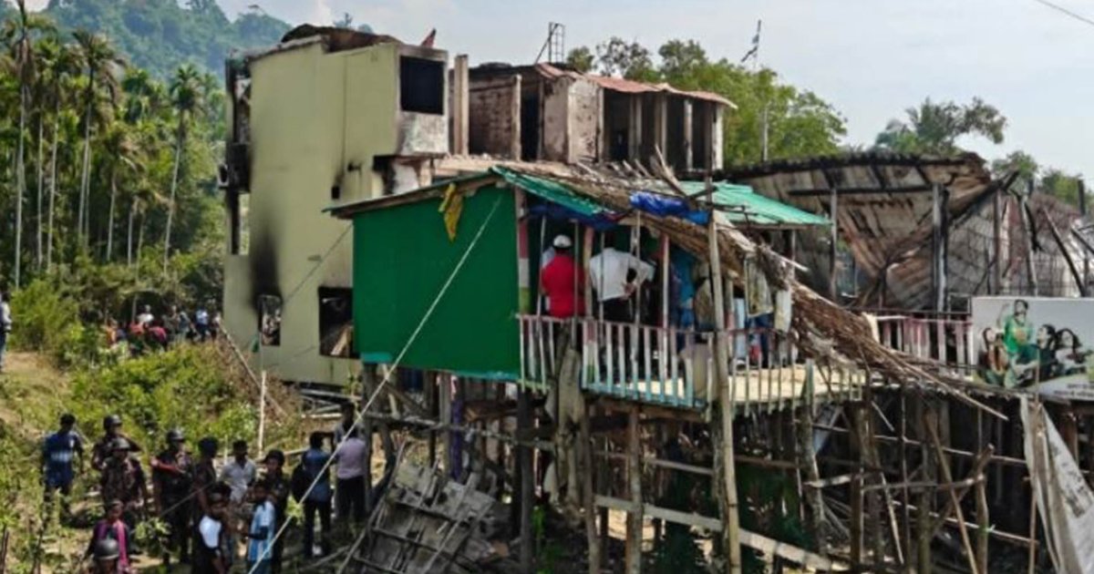 কক্সবাজারে ১০ পর্যটকের মৃত্যু: রিসোর্টের মালিক দুজন, আসামি কেন একজন?
