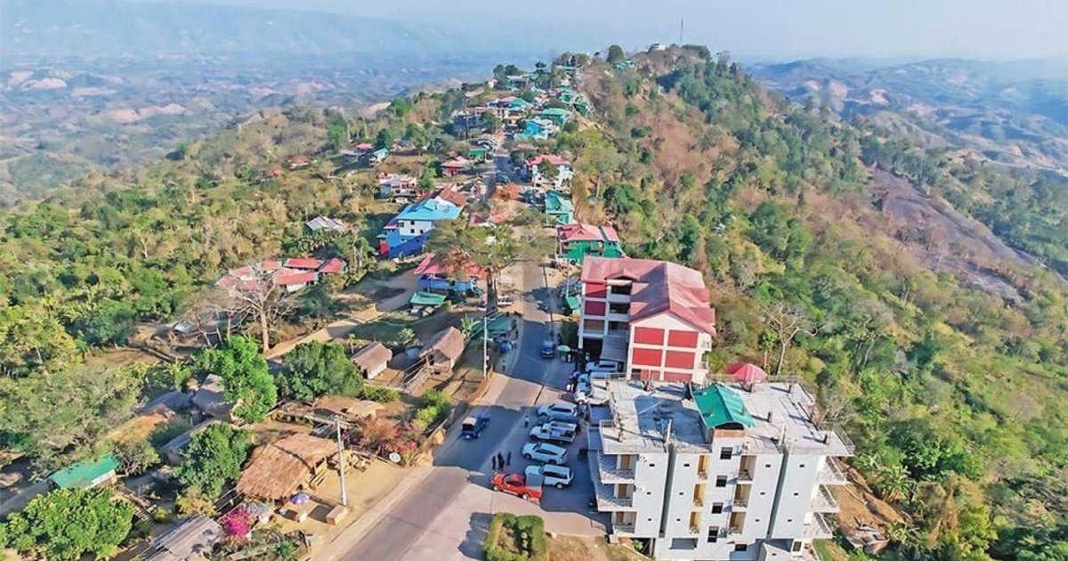 সাজেকে অবরোধের পঞ্চম দিন, দাবিতে অনড় আন্দোলনকারীরা