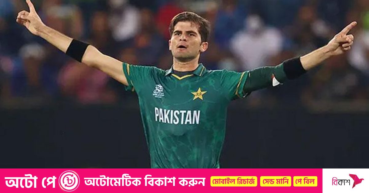 ভারতের পাঁচ উইকেট নিয়ে সেলফি তুলবেন আফ্রিদি